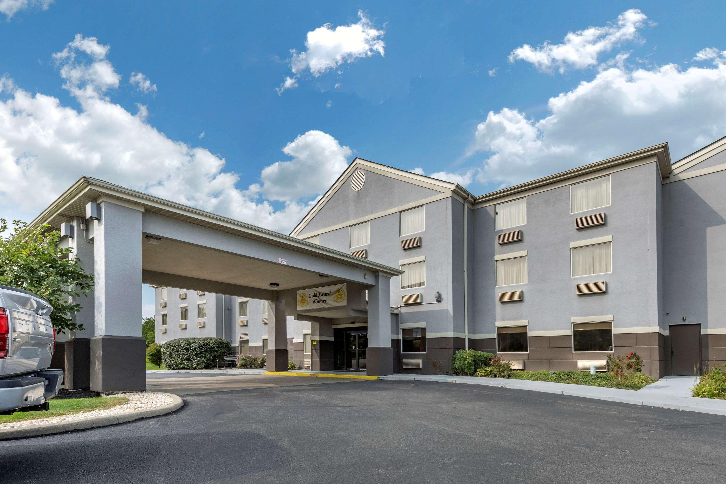 Comfort Inn&Suites Butler Eksteriør bilde