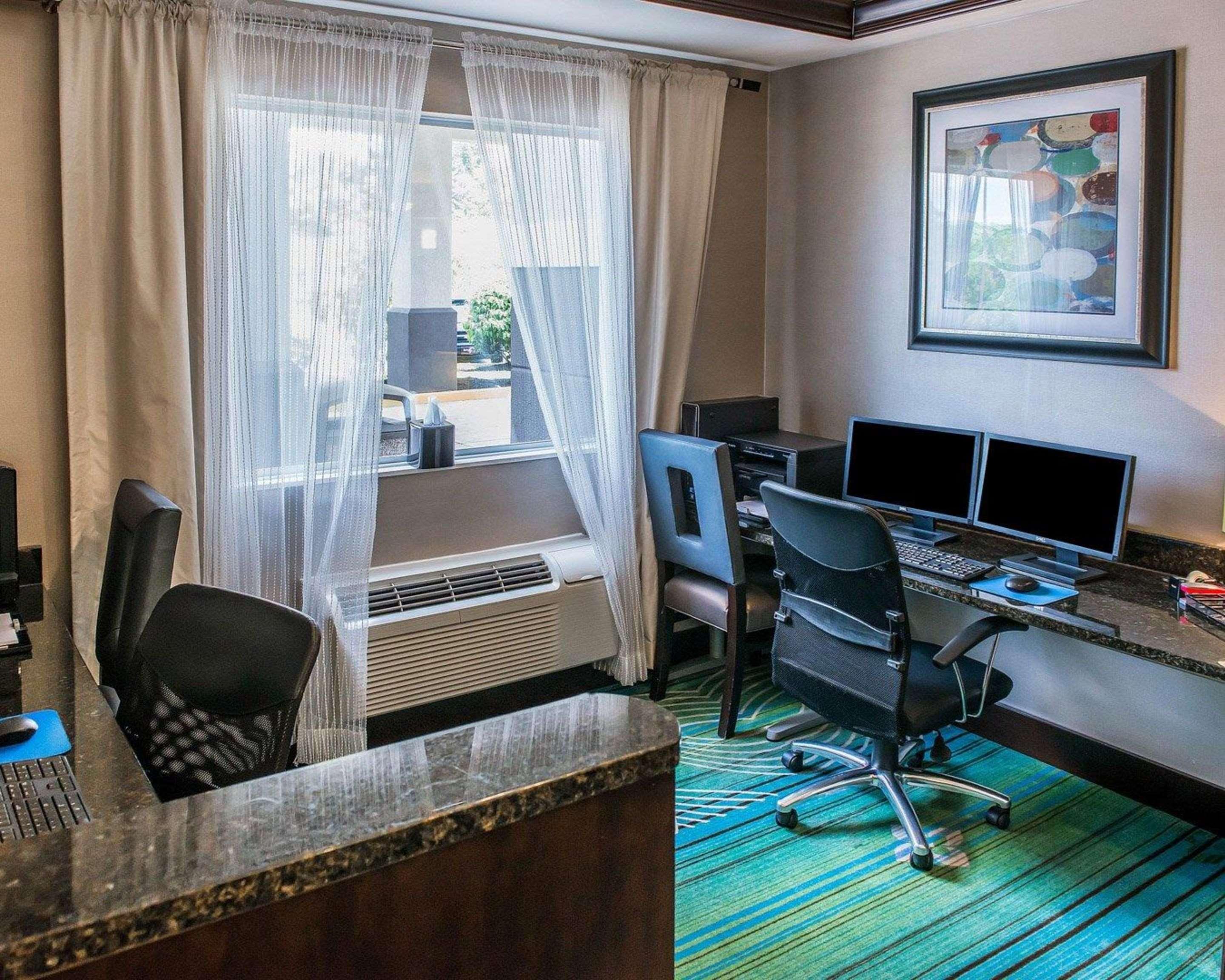 Comfort Inn&Suites Butler Eksteriør bilde