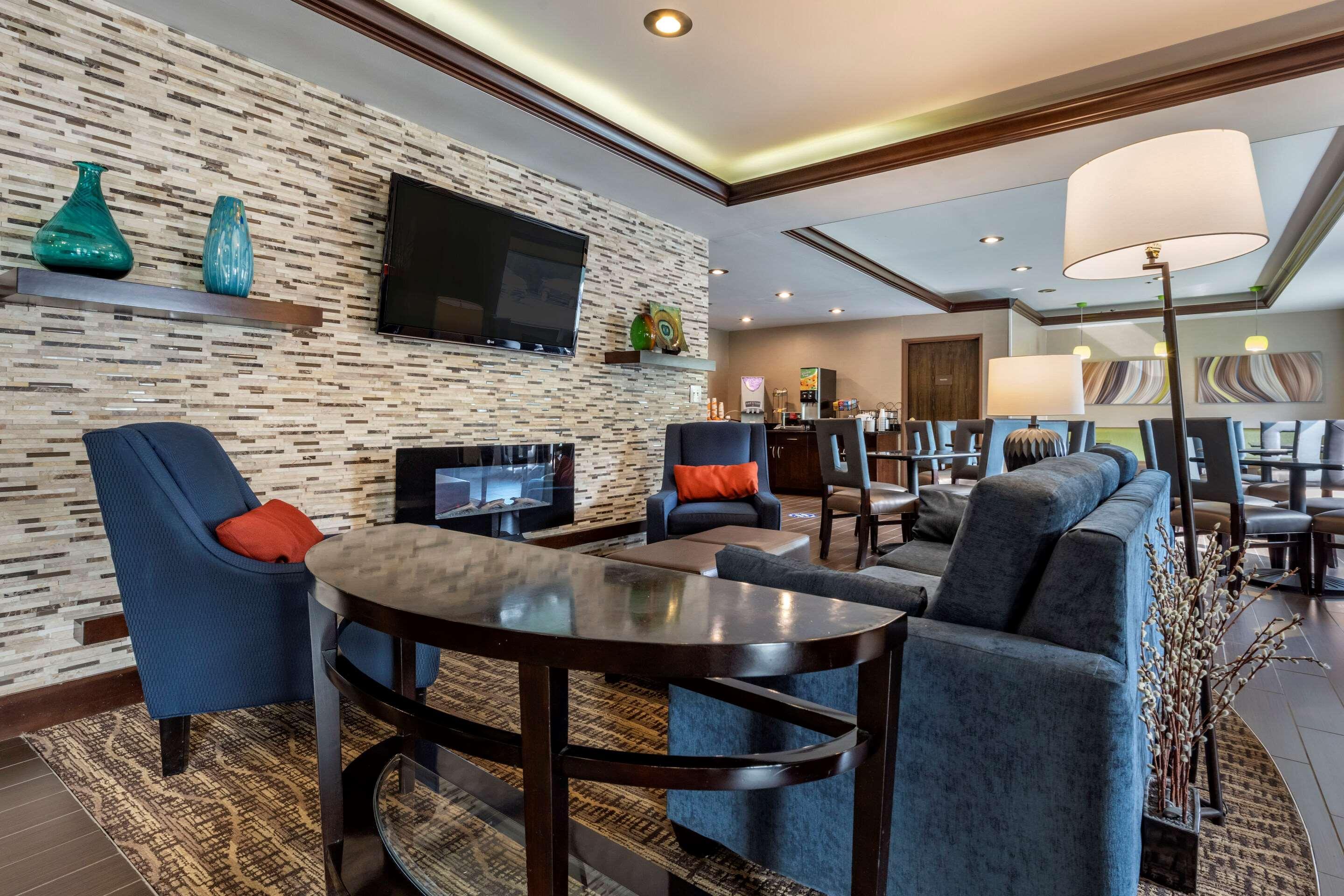 Comfort Inn&Suites Butler Eksteriør bilde